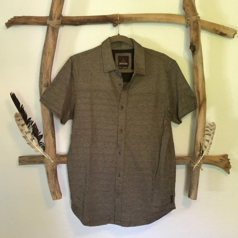 Prana men’s dress shirt nice material size M
